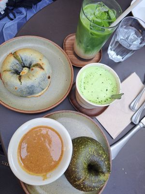 Matcha bagel, black sesame bagel, matcha hot and cold at Nagare Bankside in South East London