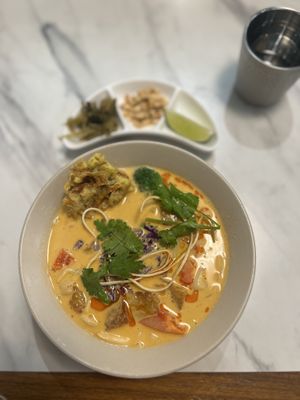 khao soi  at Thai Hakka veggie cuisine - 泰機車泰客蔬食  in Keelung