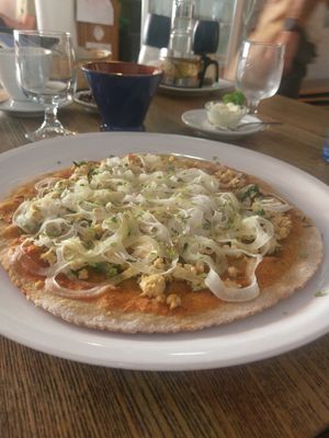 Very good pizza at Trigo Vermelho in Aljezur