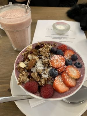   at MyRaw Cafe in Prague