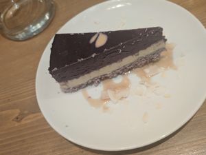 Blueberry vanilla cake at MyRaw Cafe in Prague