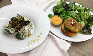 Kelp noodled and bagel at MyRaw Cafe in Prague