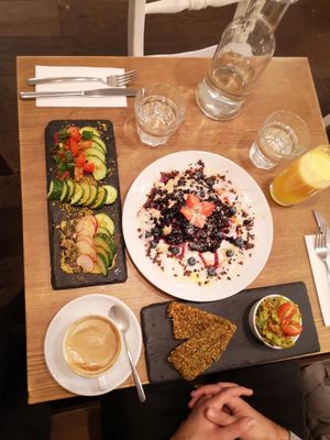 Breakfast at MyRaw Cafe in Prague