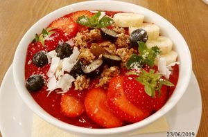 Yum at MyRaw Cafe in Prague