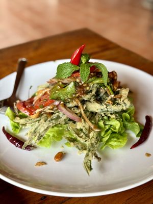 Morning glory tempura salad  at Chiang Dao Nest Resort 2 in Chiang Dao