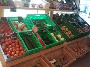 fresh fruit and vegetables at bio4me in Sinsheim