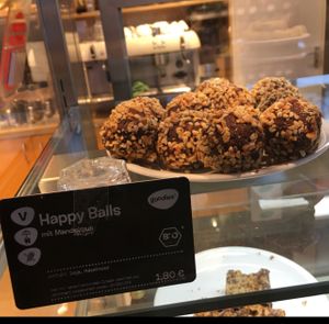 energy balls at Goodies in Hamburg