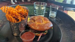 Veggie Burger at DEN - Root Down - TC in Denver
