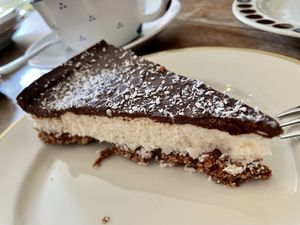 bounty cake at Kruemelkueche in Duisburg