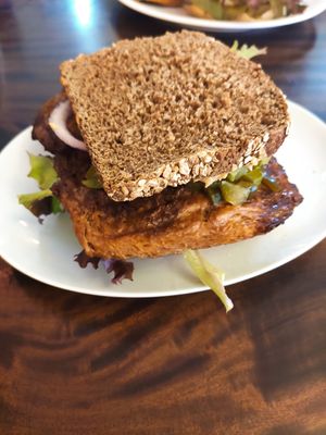 Stulle mit Sojasteak at Kruemelkueche in Duisburg