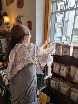 Gave a Happy Cow window sticker which was immediately put up! at Kruemelkueche in Duisburg