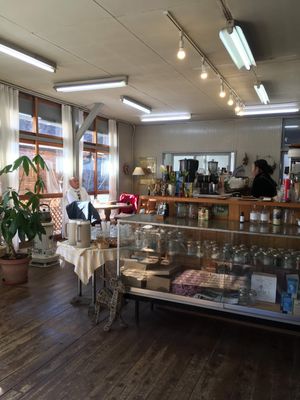 Charming interior  at Cafe Bonheur in Tanabe