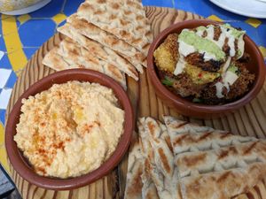 Hummus, falafel and pitta at Dibble &Grub in Isles Of Scilly