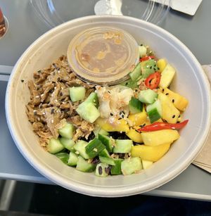 Vegan 'chicken’ poke bowl  at Hitzberger - Halle Lowenstrasse in Zurich