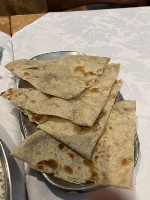 Roti  at Everest Montanha in Lisbon