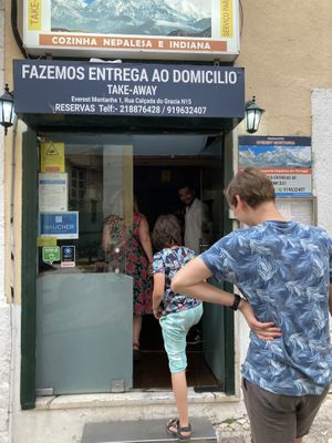 The front of the restaurant   at Everest Montanha in Lisbon