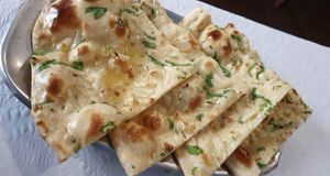 NOT vegan naan at Everest Montanha in Lisbon