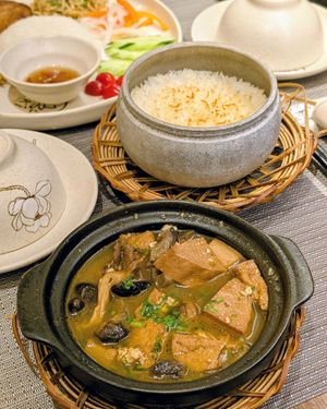 Vegan Braised Mushroom with Pepper at Yuki Duyen Chay  in Central Singapore