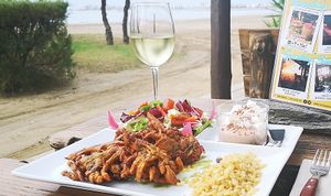 Vegetarian & Vegan options - Pakoras (Combo of the day) at Ona Beach Bar in Roses