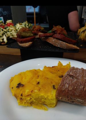 Tortilla de patatas at Km.0 in San Sebastian