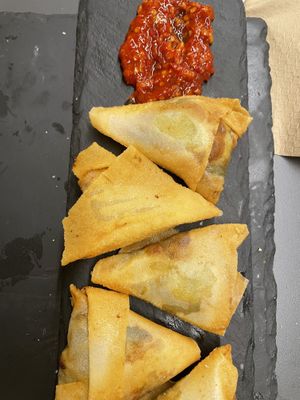 Samosas at Km.0 in San Sebastian