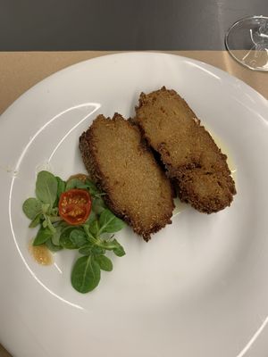 Escalope de seitán   at Km.0 in San Sebastian