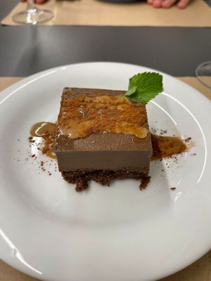 Tarta de chocolate   at Km.0 in San Sebastian