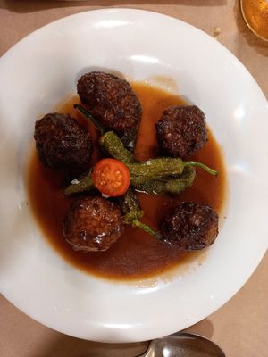 Albóndigas de bulgur ( menú) at Km.0 in San Sebastian