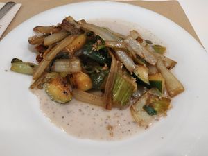 Pencas salteadas con calabacín, tomate seco y crema de avellanas at Km.0 in San Sebastian