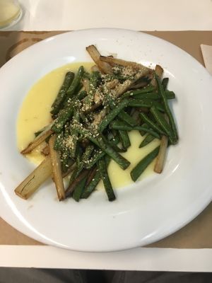 Vainas at Km.0 in San Sebastian