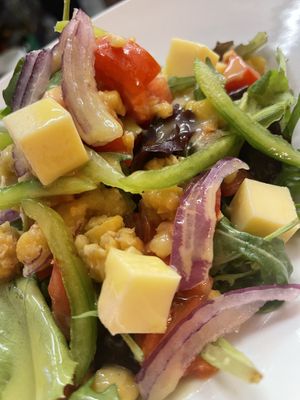 Vegan legume salad 🥗  at Gran Aladino in Corfu