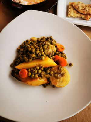 Artichoke, fresh peas, potato at Gran Aladino in Corfu