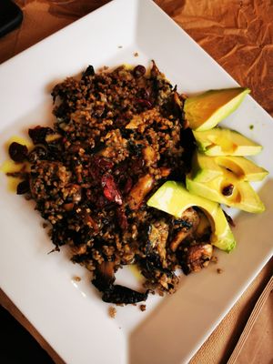 Quinoa mushroom raspberry at Gran Aladino in Corfu