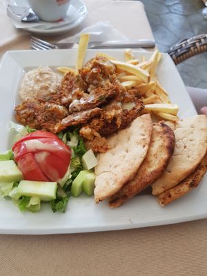 Vegan gyros plate at Gran Aladino in Corfu