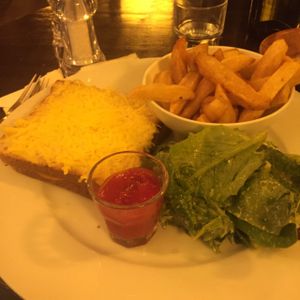 boring croque Monsieur  at Brasserie LoLa in Paris