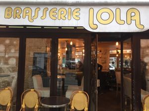 one of the best vegan Locations in Paris  at Brasserie LoLa in Paris