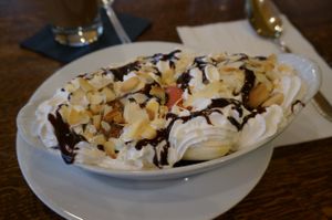 Banana Split at Brasserie LoLa in Paris