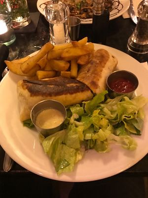 kebab at Brasserie LoLa in Paris