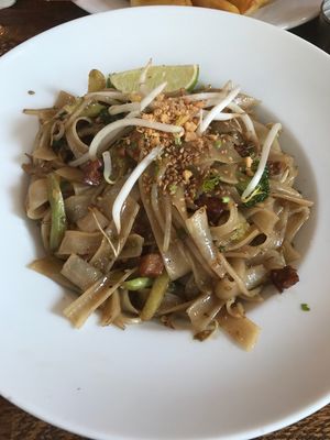 Pad Thai  at Brasserie LoLa in Paris