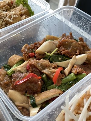 Vegan Spicy stir fried Chicken at Thai Vegetarian Food 泰國素食 in Kowloon