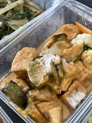 Pumpkin Curry with Green Roti at Thai Vegetarian Food 泰國素食 in Kowloon