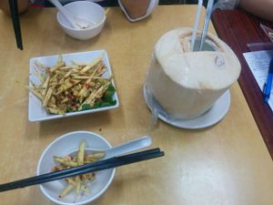 Mango salad and young coconut at Thai Vegetarian Food 泰國素食 in Kowloon