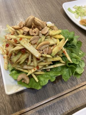 Mango salad   at Thai Vegetarian Food 泰國素食 in Kowloon