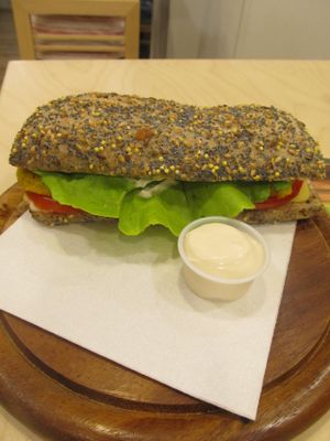Vegan Chop - 5.80euros

Breaded tofu cutlet, vegan cheese, vegan mayo, lettuce and tomatoes at Universo Vegano in Cagliari