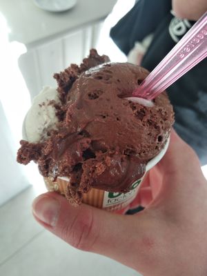 Helado de chocolate 80% y de plátano at The Bio Factory in A Coruna