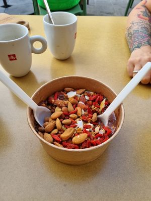 Schokobowl at Shake Cafe - Santa Maria Novella in Florence