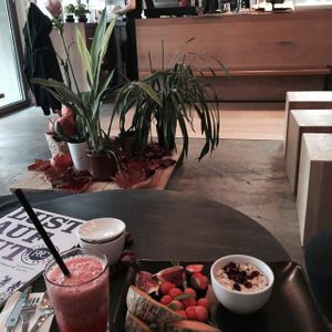 Ginger strawberry lemonade with other treats at Little Kind Cafe in Munich