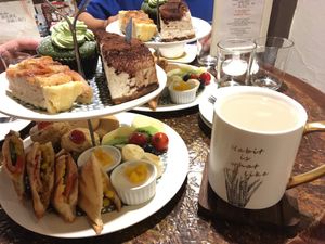 Afternoon tea set (NT$499) and rose soymilk tea at Veganday Cafe in Taichung