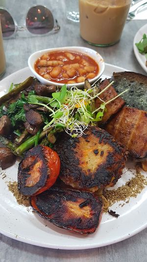 Big breakfast at Nurcha Maroochydore in Buderim