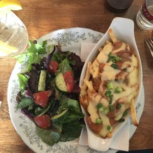Poutine au "pulled pork" at Antidote Bouffe Vegane in Montreal
